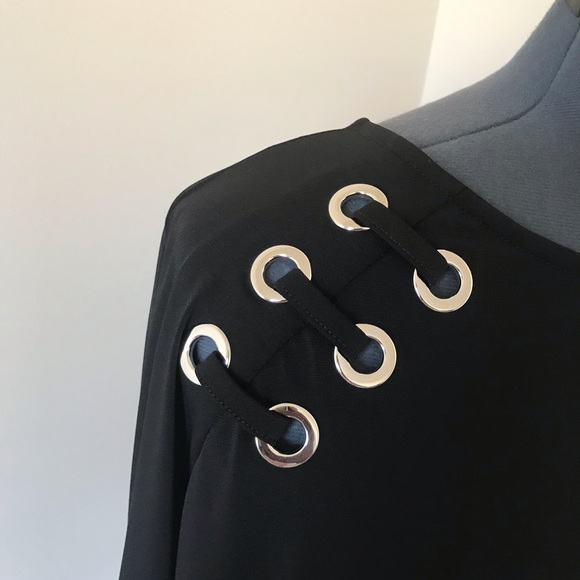 Multiples Black Top Size 1X - Picture 3 of 4